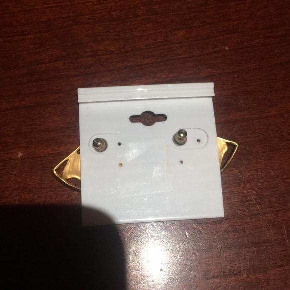 Triangle earrings - Picture 2 of 2